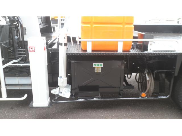 フォワード 　タダノ　穴掘建柱車　ＤＴ７２０　年次点検２０２５年２月実施・ウインチワイヤーロープ交換　オーガ　水タンク　水ポンプ　オイルクーラ－（6枚目）