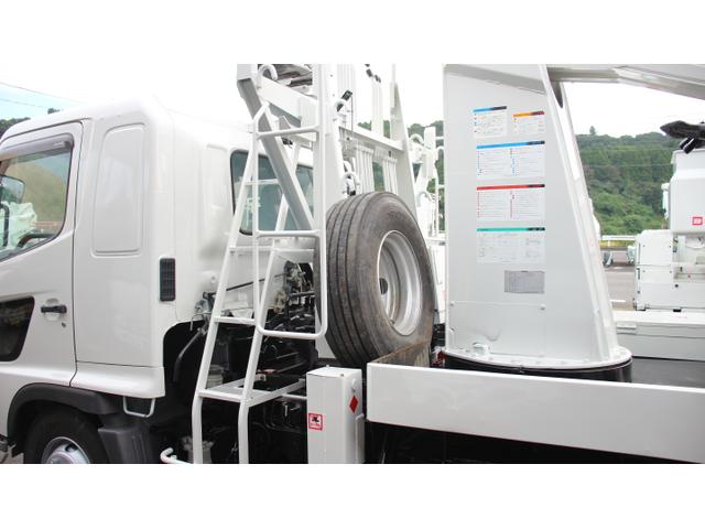 ヒノレンジャー 　アイチ　穴掘建駐車　Ｄ７０Ａ　大型　最大積載量１５５０ＫＧ　ＪＯ７Ｅ　ターボ　Ｆ６速　モーメントリミッター無し　上物同年（11枚目）