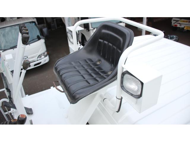 ヒノレンジャー 　アイチ　穴掘建駐車　Ｄ７０Ａ　大型　最大積載量１５５０ＫＧ　ＪＯ７Ｅ　ターボ　Ｆ６速　モーメントリミッター無し　上物同年（15枚目）