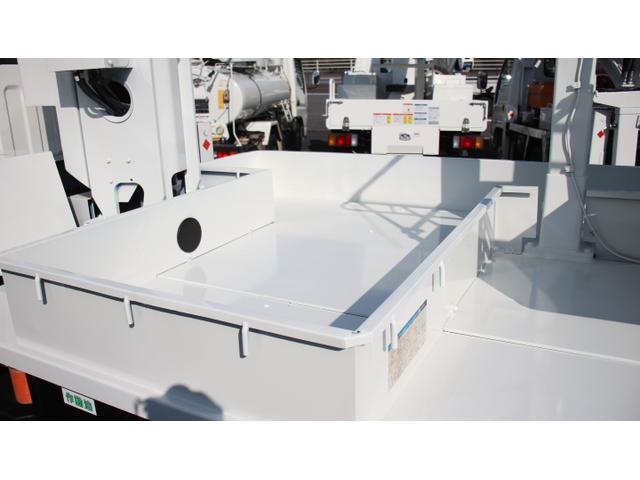 キャンター 　アイチ高所作業車　ＳＢ１２Ａ　作業床高１２Ｍ　鉄２００ＫＧバケット　ブーム自動格納　第３第２アルミブーム（5枚目）