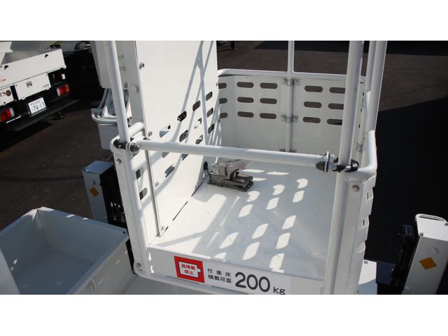 キャンター 　アイチ高所作業車　ＳＢ１２Ａ　作業床高１２Ｍ　鉄２００ＫＧバケット　ブーム自動格納　第３第２アルミブーム（11枚目）