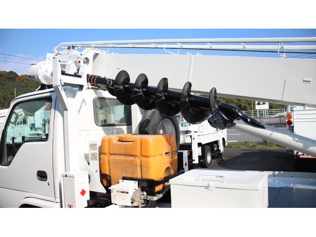 エルフトラック アイチ穴掘建駐車 D50A ターボ F6速 バックモニター オーガ350mm(10枚目)