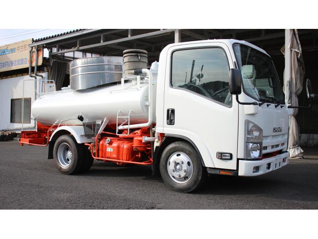 エルフトラック 　東急　糞尿車　ＶＣ３　衛生車　バキュームカー　最大積載量３０００ＫＧ　ターボ（2枚目）