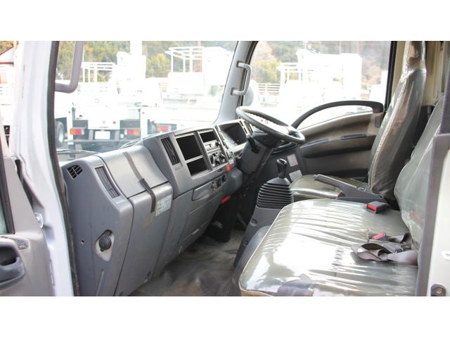 エルフトラック 　東急　糞尿車　ＶＣ３　衛生車　バキュームカー　最大積載量３０００ＫＧ　ターボ（15枚目）