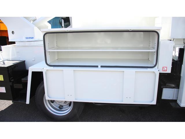 トヨエース 　アイチ高所作業車　ＳＨ１５Ｂ　電工仕様　作業床高１４．６Ｍ（スライド時１５．１Ｍ）　油圧旋回起伏ウインチ　サブブーム　インナーライナー（6枚目）