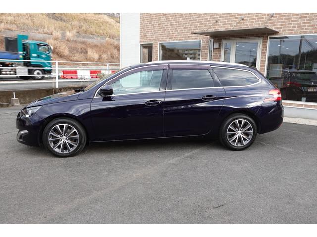 ３０８ ＳＷ　アリュール　ブルーＨＤｉ　ディーゼルターボ／ガラスルーフ／純正ナビ／ＴＶ／純正アルミ（3枚目）