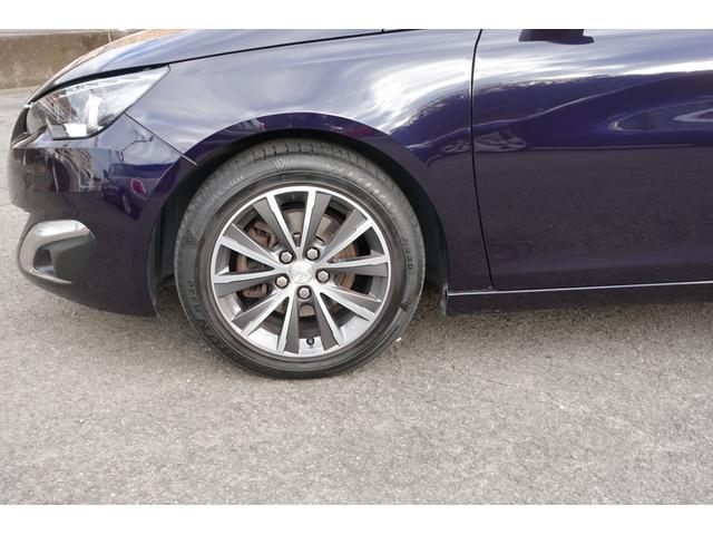 ３０８ ＳＷ　アリュール　ブルーＨＤｉ　ディーゼルターボ／ガラスルーフ／純正ナビ／ＴＶ／純正アルミ（12枚目）