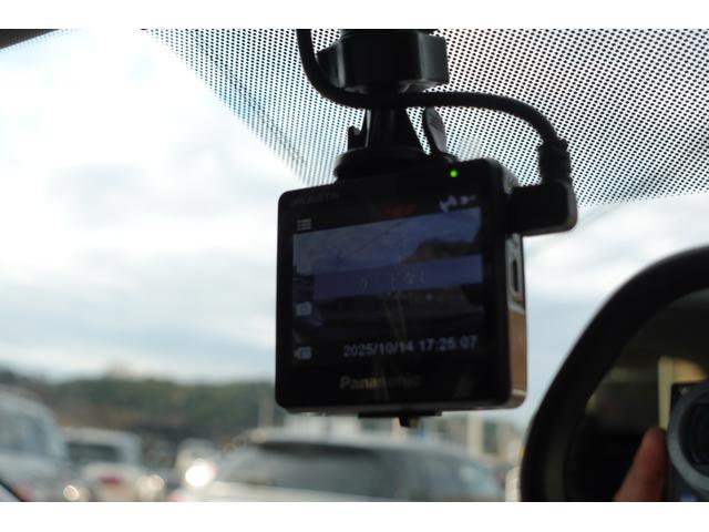 ３０８ ＳＷ　アリュール　ブルーＨＤｉ　ディーゼルターボ／ガラスルーフ／純正ナビ／ＴＶ／純正アルミ（23枚目）