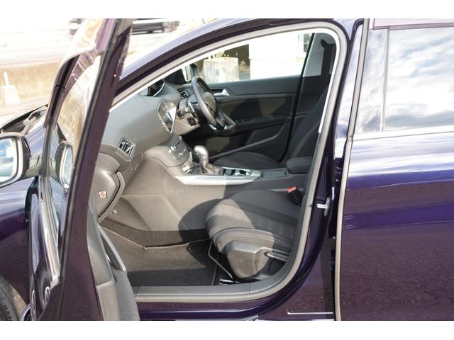 ３０８ ＳＷ　アリュール　ブルーＨＤｉ　ディーゼルターボ／ガラスルーフ／純正ナビ／ＴＶ／純正アルミ（28枚目）