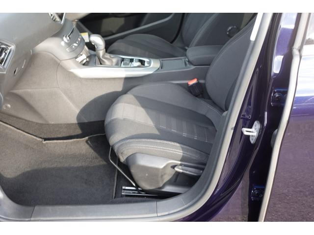 ３０８ ＳＷ　アリュール　ブルーＨＤｉ　ディーゼルターボ／ガラスルーフ／純正ナビ／ＴＶ／純正アルミ（29枚目）