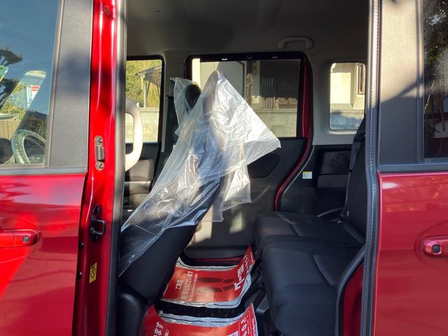 スペーシアカスタムＺ ベースグレード　両側電動スライドドア　ナビ　フルセグテレビ　バックカメラ　ＥＴＣ　シートヒーター　アイドリングストップ　デュアルカメラブレーキサポート　タイヤ４本新品（24枚目）