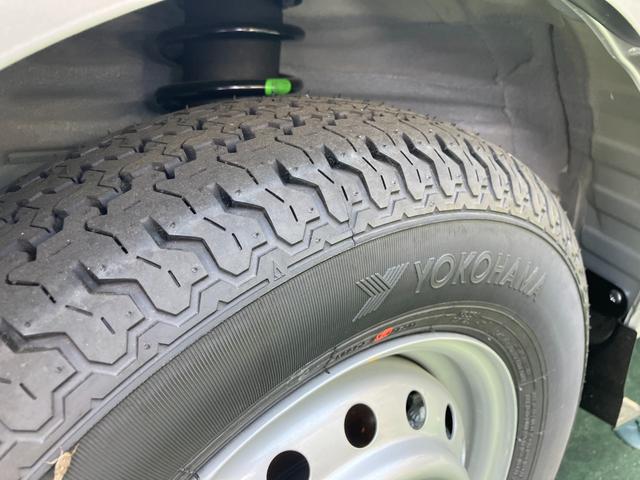 スーパーキャリイ Ｘ　４ＷＤ　衝突軽減ブレーキ　クリアランスソナー　フル装備　パワーウインドウ　オートマ車　キーレス　アイドリングストップ　Ｗエアバッグ（9枚目）