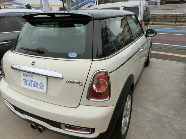 ＭＩＮＩ 　ＥＴＣ　ナビ　アルミホイール　キーレスエントリー　電動格納ミラー　ＡＴ　ＣＤ　ミュージックプレイヤー接続可　エアコン（14枚目）