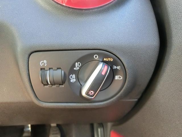 Ａ１ １．４ＴＦＳＩ　ＥＴＣ　ナビ　アルミホイール　オートライト　キーレスエントリー　シートヒーター　ＡＴ　盗難防止システム　ＡＢＳ　ＥＳＣ　ＣＤ　ＵＳＢ　Ｂｌｕｅｔｏｏｔｈ　エアコン　パワーステアリング　パワーウィンドウ（9枚目）