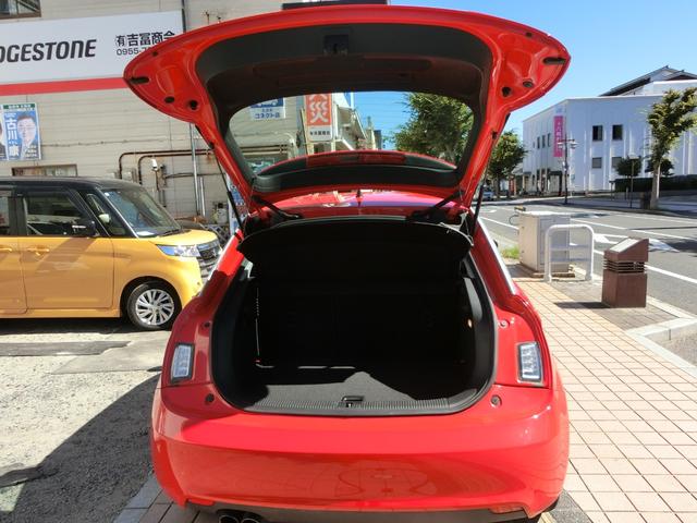 Ａ１ １．４ＴＦＳＩ　ＥＴＣ　ナビ　アルミホイール　オートライト　キーレスエントリー　シートヒーター　ＡＴ　盗難防止システム　ＡＢＳ　ＥＳＣ　ＣＤ　ＵＳＢ　Ｂｌｕｅｔｏｏｔｈ　エアコン　パワーステアリング　パワーウィンドウ（23枚目）