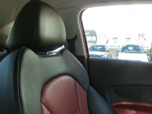 Ａ１ １．４ＴＦＳＩ　ＥＴＣ　ナビ　アルミホイール　オートライト　キーレスエントリー　シートヒーター　ＡＴ　盗難防止システム　ＡＢＳ　ＥＳＣ　ＣＤ　ＵＳＢ　Ｂｌｕｅｔｏｏｔｈ　エアコン　パワーステアリング　パワーウィンドウ（28枚目）