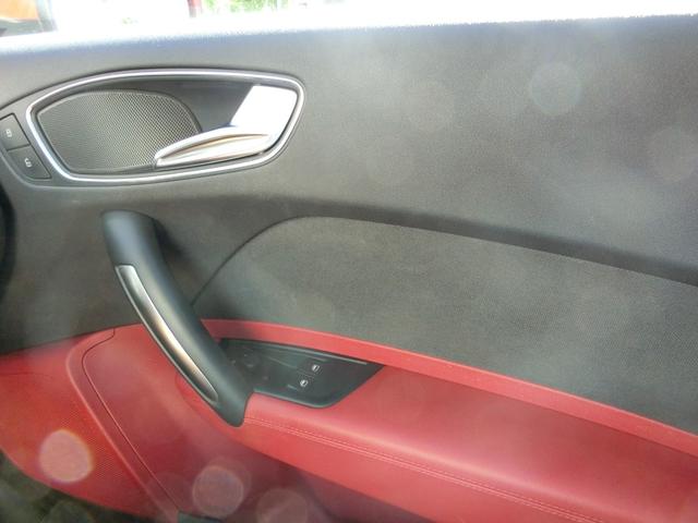 Ａ１ １．４ＴＦＳＩ　ＥＴＣ　ナビ　アルミホイール　オートライト　キーレスエントリー　シートヒーター　ＡＴ　盗難防止システム　ＡＢＳ　ＥＳＣ　ＣＤ　ＵＳＢ　Ｂｌｕｅｔｏｏｔｈ　エアコン　パワーステアリング　パワーウィンドウ（39枚目）