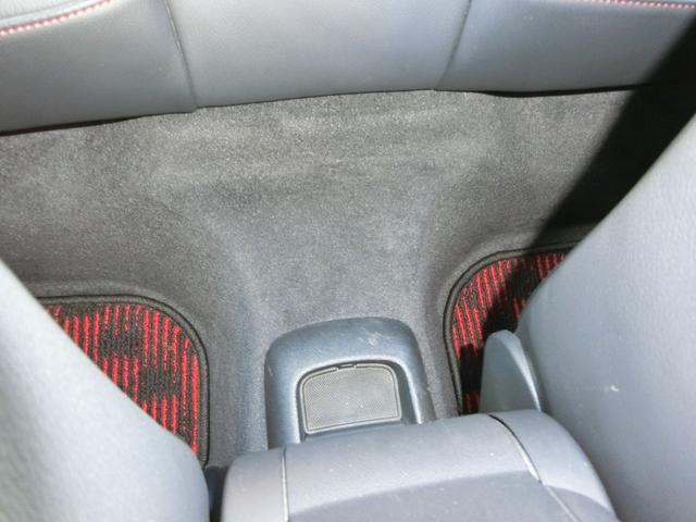Ａ１ １．４ＴＦＳＩ　ＥＴＣ　ナビ　アルミホイール　オートライト　キーレスエントリー　シートヒーター　ＡＴ　盗難防止システム　ＡＢＳ　ＥＳＣ　ＣＤ　ＵＳＢ　Ｂｌｕｅｔｏｏｔｈ　エアコン　パワーステアリング　パワーウィンドウ（42枚目）