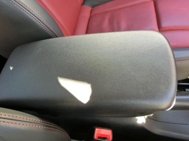Ａ１ １．４ＴＦＳＩ　ＥＴＣ　ナビ　アルミホイール　オートライト　キーレスエントリー　シートヒーター　ＡＴ　盗難防止システム　ＡＢＳ　ＥＳＣ　ＣＤ　ＵＳＢ　Ｂｌｕｅｔｏｏｔｈ　エアコン　パワーステアリング　パワーウィンドウ（47枚目）