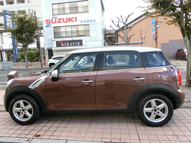 ＭＩＮＩ クーパー　クロスオーバー　ドライブレコーダー　ＥＴＣ　バックカメラ　ナビ　アルミホイール　キーレスエントリー　ＡＴ　盗難防止システム　ＡＢＳ　ＥＳＣ　ＣＤ　エアコン　パワーステアリング　パワーウィンドウ　運転席エアバッグ（14枚目）