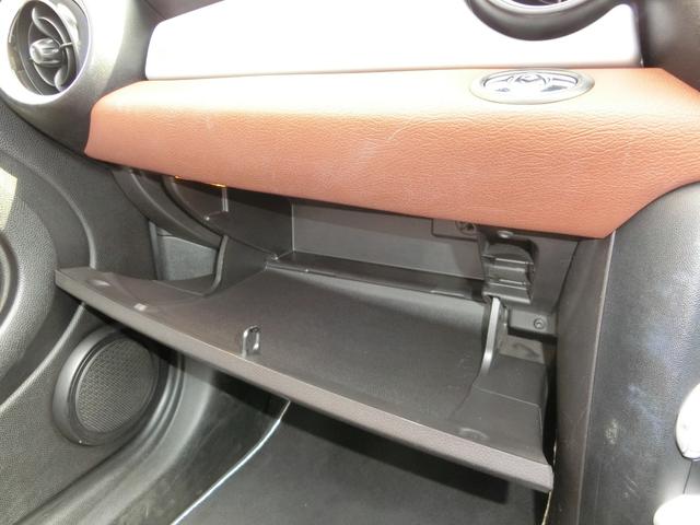 ＭＩＮＩ クーパー　コンバーチブル　オープンカー　ＥＴＣ　ＡＴ　キーレスエントリー　アルミホイール　盗難防止システム　ＡＢＳ　ＣＤ　エアコン　パワーステアリング　パワーウィンドウ（6枚目）