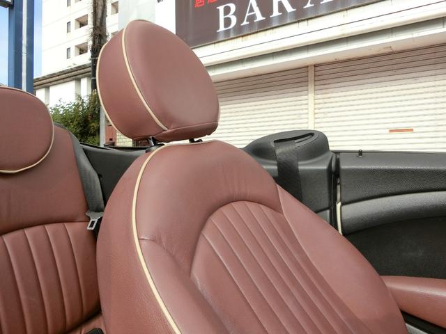 ＭＩＮＩ クーパー　コンバーチブル　オープンカー　ＥＴＣ　ＡＴ　キーレスエントリー　アルミホイール　盗難防止システム　ＡＢＳ　ＣＤ　エアコン　パワーステアリング　パワーウィンドウ（10枚目）
