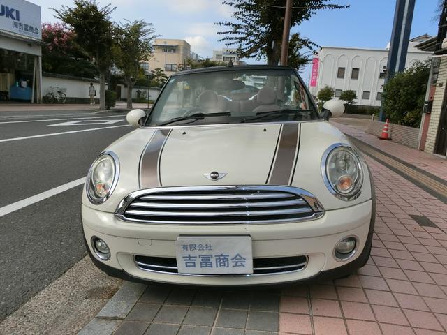 ＭＩＮＩ クーパー　コンバーチブル　オープンカー　ＥＴＣ　ＡＴ　キーレスエントリー　アルミホイール　盗難防止システム　ＡＢＳ　ＣＤ　エアコン　パワーステアリング　パワーウィンドウ（13枚目）