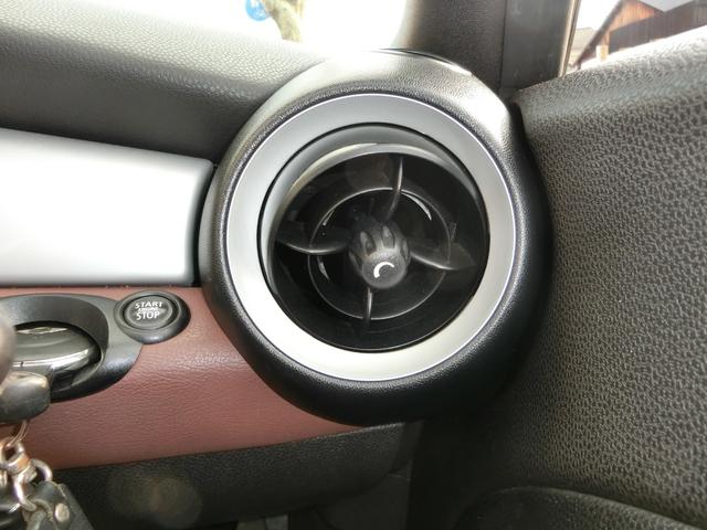 ＭＩＮＩ クーパー　コンバーチブル　オープンカー　ＥＴＣ　ＡＴ　キーレスエントリー　アルミホイール　盗難防止システム　ＡＢＳ　ＣＤ　エアコン　パワーステアリング　パワーウィンドウ（43枚目）