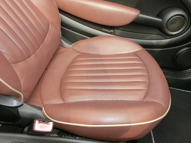 ＭＩＮＩ クーパー　コンバーチブル　オープンカー　ＥＴＣ　ＡＴ　キーレスエントリー　アルミホイール　盗難防止システム　ＡＢＳ　ＣＤ　エアコン　パワーステアリング　パワーウィンドウ（45枚目）