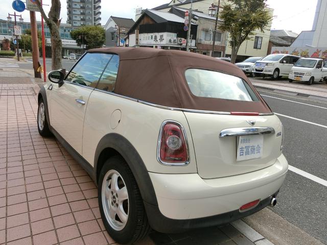 ＭＩＮＩ クーパー　コンバーチブル　オープンカー　ＥＴＣ　ＡＴ　キーレスエントリー　アルミホイール　盗難防止システム　ＡＢＳ　ＣＤ　エアコン　パワーステアリング　パワーウィンドウ（52枚目）