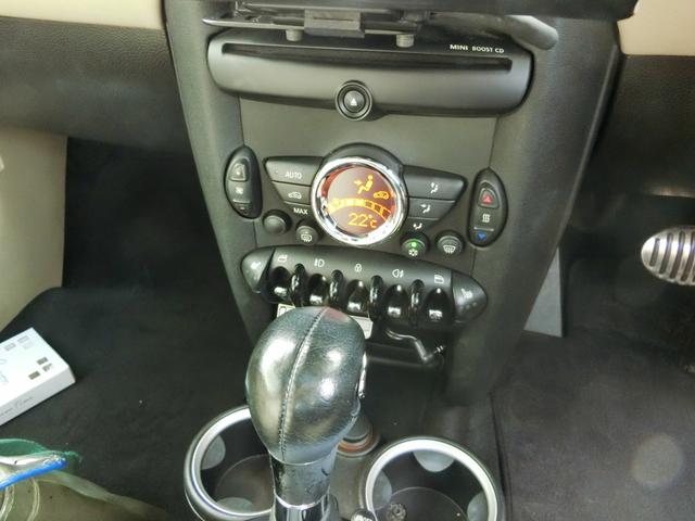 ＭＩＮＩ クーパーＳ　ＥＴＣ　バックカメラ　ナビ　アルミホイール　ＨＩＤ　サンルーフ　キーレスエントリー　ＡＴ　電動リアゲート　ＡＢＳ　ＣＤ　エアコン　パワーステアリング　パワーウィンドウ　運転席エアバッグ（7枚目）