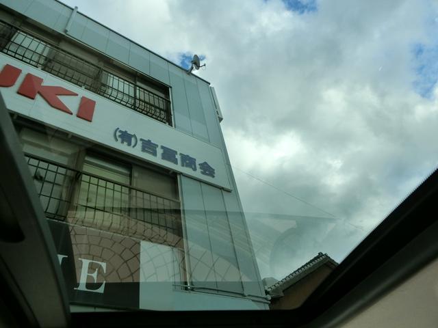 ＭＩＮＩ クーパーＳ　ＥＴＣ　バックカメラ　ナビ　アルミホイール　ＨＩＤ　サンルーフ　キーレスエントリー　ＡＴ　電動リアゲート　ＡＢＳ　ＣＤ　エアコン　パワーステアリング　パワーウィンドウ　運転席エアバッグ（32枚目）