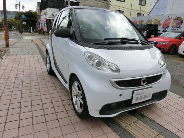 スマートフォーツークーペ 　ＥＴＣ　ナビ　ＡＴ　キーレスエントリー　アルミホイール　ＥＳＣ　ＣＤ　ＤＶＤ再生　Ｂｌｕｅｔｏｏｔｈ　エアコン（13枚目）