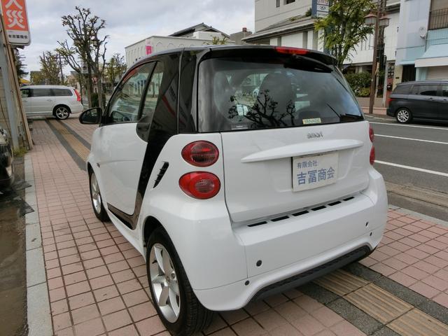スマートフォーツークーペ 　ＥＴＣ　ナビ　ＡＴ　キーレスエントリー　アルミホイール　ＥＳＣ　ＣＤ　ＤＶＤ再生　Ｂｌｕｅｔｏｏｔｈ　エアコン（17枚目）