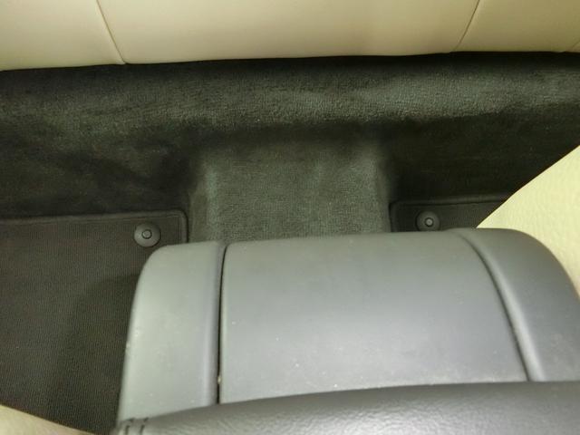 ＸＣ６０ 　ＥＴＣ　バックカメラ　クリアランスソナー　レーンアシスト　衝突被害軽減システム　ナビ　オートライト　アルミホイール　キーレスエントリー　電動格納ミラー　シートヒーター　ＡＴ　盗難防止システム　ＣＤ（36枚目）