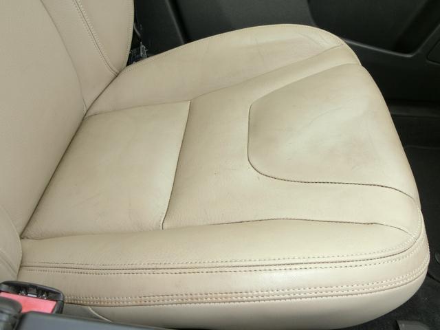 ＸＣ６０ 　ＥＴＣ　バックカメラ　クリアランスソナー　レーンアシスト　衝突被害軽減システム　ナビ　オートライト　アルミホイール　キーレスエントリー　電動格納ミラー　シートヒーター　ＡＴ　盗難防止システム　ＣＤ（47枚目）