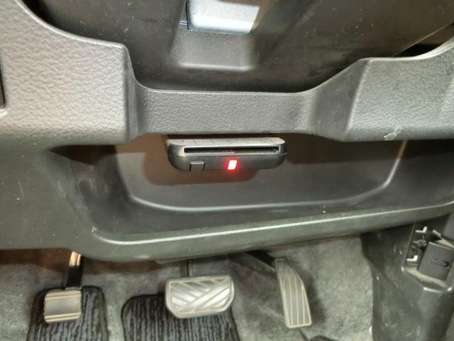 スペーシアカスタムＺ ベースグレード　ドライブレコーダー　ＥＴＣ　バックカメラ　両側スライド・片側電動　ナビ　ＴＶ　ＨＩＤ　スマートキー　アイドリングストップ　電動格納ミラー　シートヒーター　ベンチシート　ＣＶＴ　盗難防止システム　ＡＢＳ（40枚目）