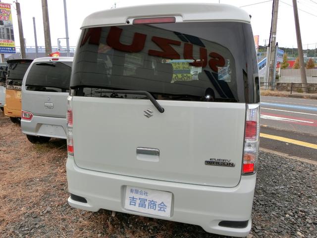 エブリイワゴン PZターボスペシャル ETC バックカメラ 両側電動スライドドア ナビ HID キーレスエントリー 電動格納ミラー AT 盗難防止システム ABS CD DVD再生 アルミホイール 衝突安全ボディ エアコン(17枚目)