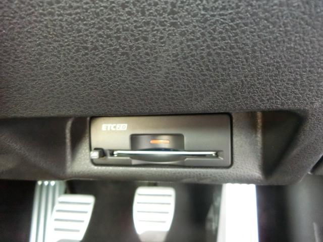 フェアレディZ バージョンST バックカメラ ナビ クリアランスソナー オートクルーズコントロール 衝突被害軽減システム MT ターボ LEDヘッドランプ スマートキー シートヒーター アルミホイール 盗難防止システム(7枚目)