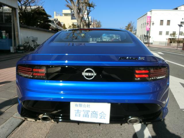 フェアレディZ バージョンST バックカメラ ナビ クリアランスソナー オートクルーズコントロール 衝突被害軽減システム MT ターボ LEDヘッドランプ スマートキー シートヒーター アルミホイール 盗難防止システム(15枚目)