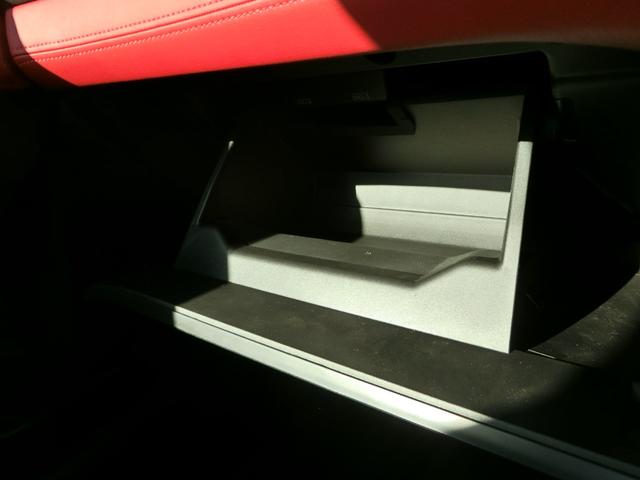 フェアレディZ バージョンST バックカメラ ナビ クリアランスソナー オートクルーズコントロール 衝突被害軽減システム MT ターボ LEDヘッドランプ スマートキー シートヒーター アルミホイール 盗難防止システム(21枚目)