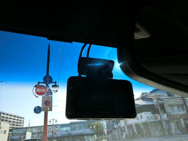 Ｎ－ＷＧＮカスタム Ｇ・Ｌパッケージ　ドライブレコーダー　ＥＴＣ　バックカメラ　ナビ　オートクルーズコントロール　ＨＩＤ　スマートキー　アイドリングストップ　電動格納ミラー　ベンチシート　ＣＶＴ　盗難防止システム　ＡＢＳ　ＥＳＣ　ＣＤ（25枚目）