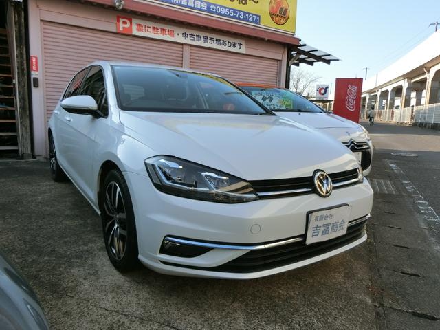 ゴルフ 　バックカメラ　ナビ　オートクルーズコントロール　衝突被害軽減システム　アルミホイール　オートライト　ＬＥＤヘッドランプ　スマートキー　アイドリングストップ　ＡＴ　盗難防止システム　ＡＢＳ　ＥＳＣ　ＣＤ（13枚目）