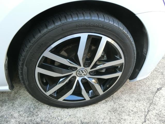 ゴルフ 　バックカメラ　ナビ　オートクルーズコントロール　衝突被害軽減システム　アルミホイール　オートライト　ＬＥＤヘッドランプ　スマートキー　アイドリングストップ　ＡＴ　盗難防止システム　ＡＢＳ　ＥＳＣ　ＣＤ（20枚目）