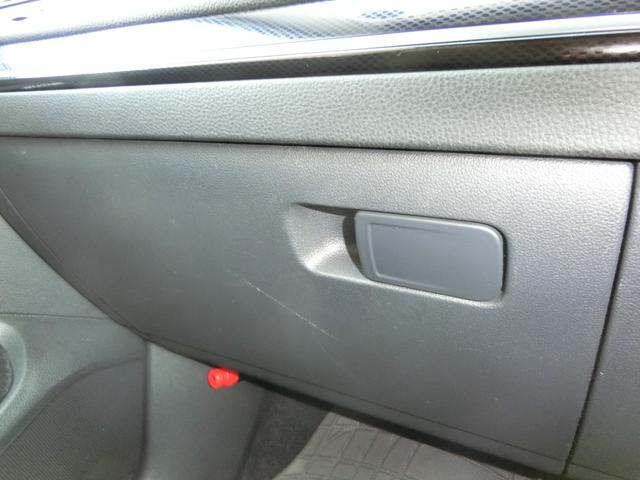 ゴルフ 　バックカメラ　ナビ　オートクルーズコントロール　衝突被害軽減システム　アルミホイール　オートライト　ＬＥＤヘッドランプ　スマートキー　アイドリングストップ　ＡＴ　盗難防止システム　ＡＢＳ　ＥＳＣ　ＣＤ（38枚目）