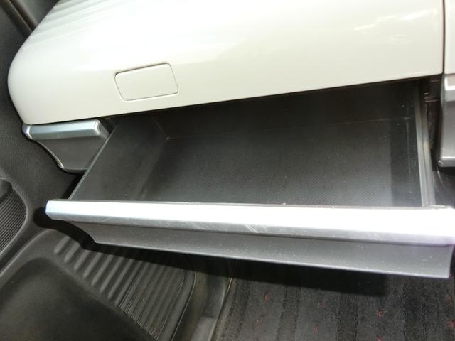 スペーシア ハイブリッドＸ　全周囲カメラ　両側電動スライドドア　ナビ　ＴＶ　クリアランスソナー　レーンアシスト　衝突被害軽減システム　オートライト　スマートキー　アイドリングストップ　電動格納ミラー　シートヒーター　ベンチシート（41枚目）