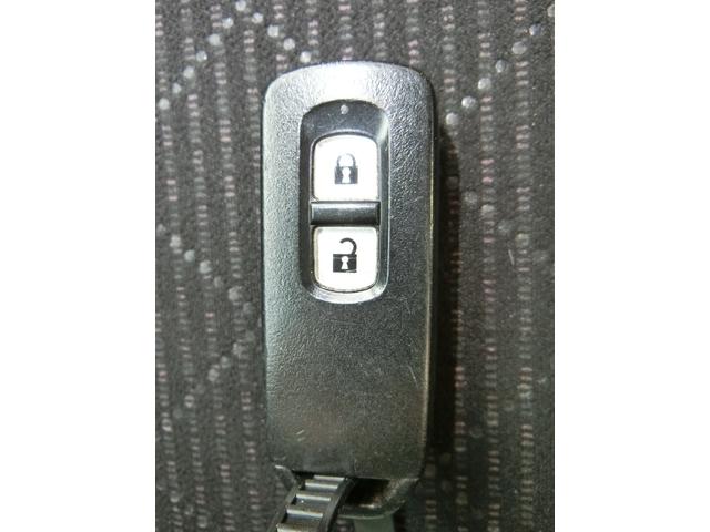 N-ONE プレミアム・Lパッケージ ドライブレコーダー ETC ナビ TV オートライト HID スマートキー アイドリングストップ ベンチシート CVT 盗難防止システム ABS ESC CD DVD再生 アルミホイール(41枚目)