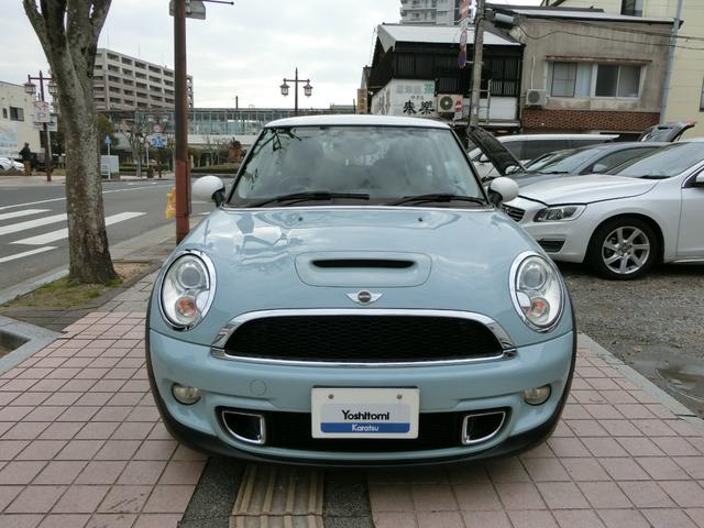 ＭＩＮＩ 　ＥＴＣ　アルミホイール　キーレスエントリー　ＨＩＤ　ＡＴ　ＡＢＳ　エアコン　パワーステアリング　パワーウィンドウ　運転席エアバッグ　助手席エアバッグ（12枚目）