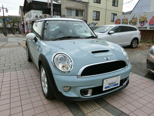 ＭＩＮＩ 　ＥＴＣ　アルミホイール　キーレスエントリー　ＨＩＤ　ＡＴ　ＡＢＳ　エアコン　パワーステアリング　パワーウィンドウ　運転席エアバッグ　助手席エアバッグ（14枚目）