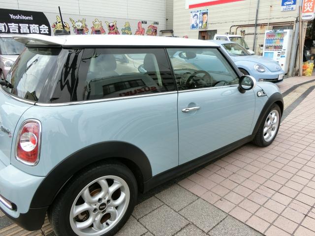 ＭＩＮＩ 　ＥＴＣ　アルミホイール　キーレスエントリー　ＨＩＤ　ＡＴ　ＡＢＳ　エアコン　パワーステアリング　パワーウィンドウ　運転席エアバッグ　助手席エアバッグ（18枚目）